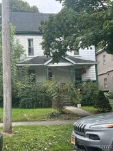 Building Photo - 1312 Madison St