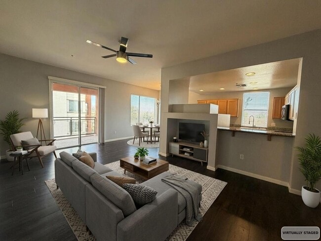 Foto del edificio - Terrific 2-Bedroom Condo in Guard gated community