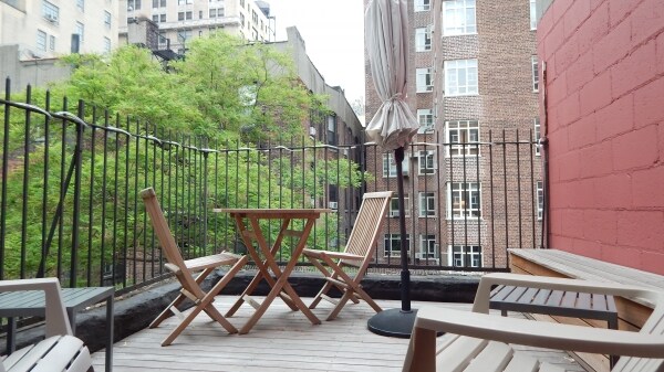 Building Photo - 24 W 85th St