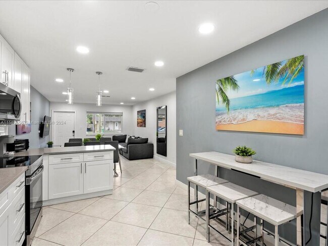 Foto del edificio - 5063 SW 27th Ave