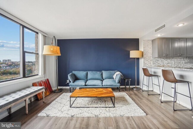 Foto del edificio - 4600 Duke St