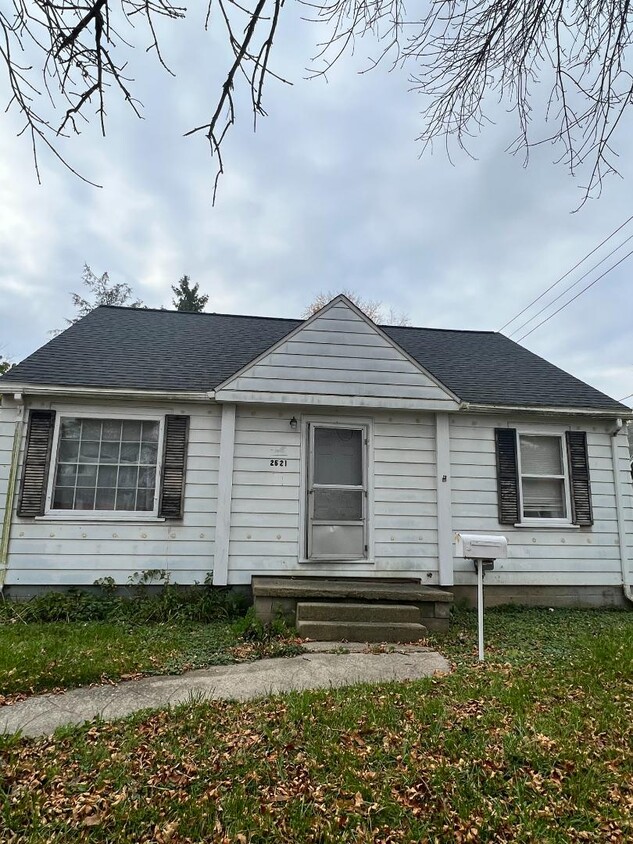 Primary Photo - 2521 Stobbe St