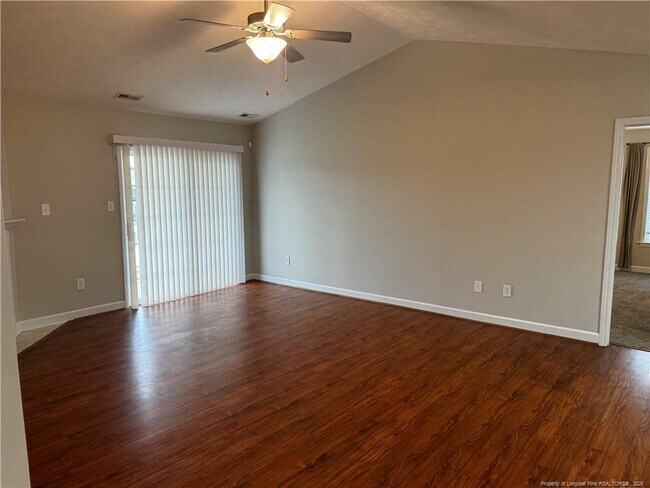 Building Photo - 1811 Balmoral Dr