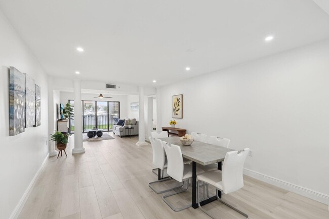 Foto del edificio - 1601 Marina Isle Way