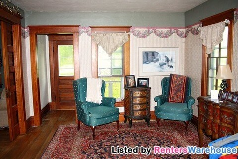 Building Photo - 1025 Mineral Springs Rd