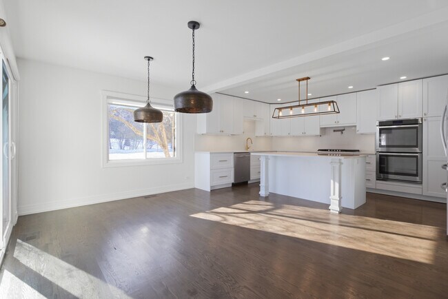 Foto del edificio - 105 Yarrow Ct