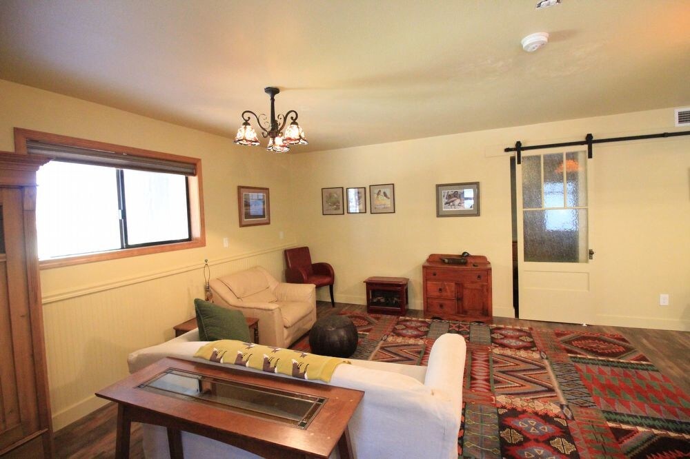 69836 Camp Polk Rd, Sisters, OR 97759 House Rental in Sisters, OR