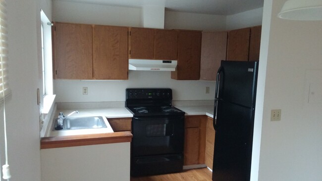 Building Photo - 111 Crolls Garden Ct