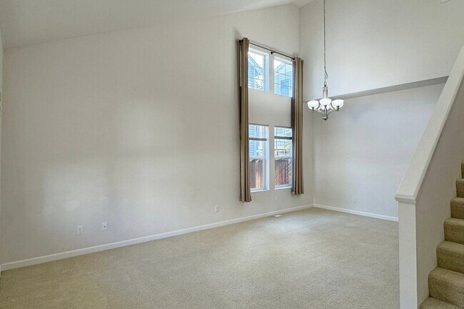 Building Photo - 318 126th St SE