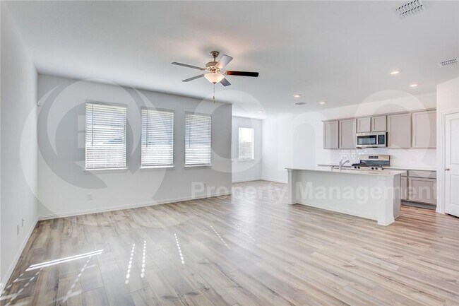 Building Photo - 1513 Fallingwater Trail