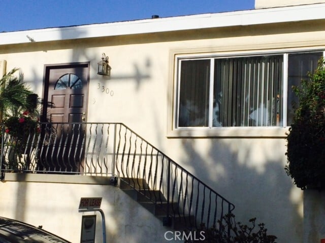 Building Photo - 3300 Seaview Ave