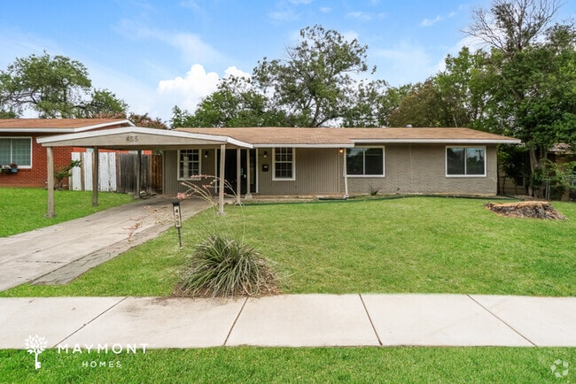 Building Photo - 455 Maplewood Ln