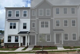 Building Photo - 3001 Honeymyrtle Ln