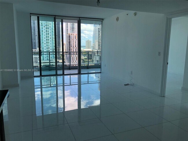 Foto del edificio - 92 SW 3rd St