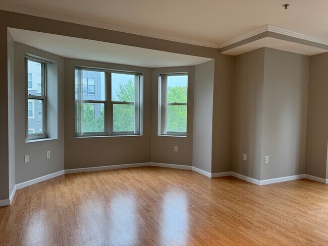 Building Photo - 1 Cityview Ln