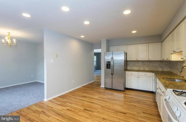 Building Photo - 105 Farrington Ct