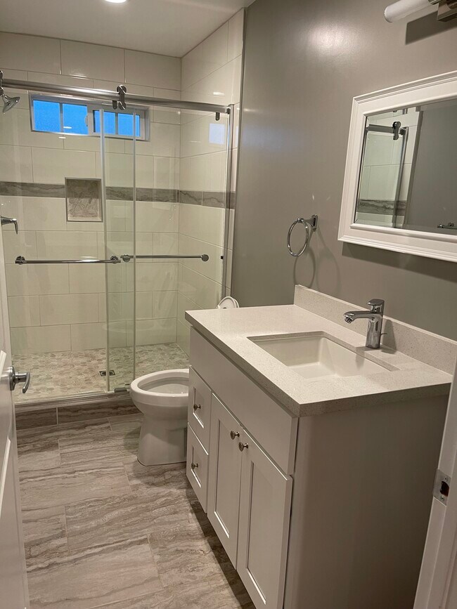 10324 Eton Ave, Chatsworth, CA 91311 Townhome Rentals in Chatsworth