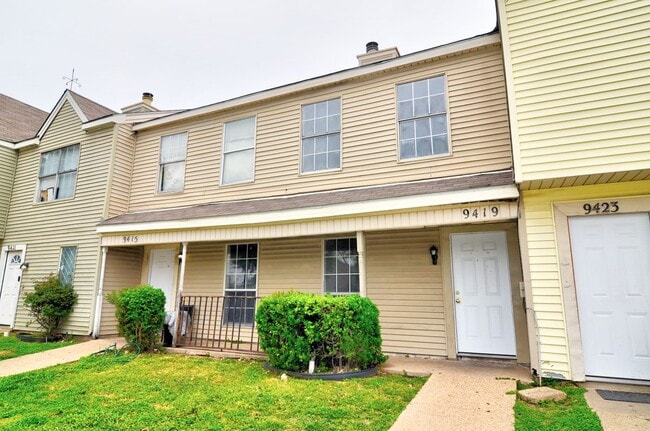 Building Photo - 9419 Olde Towne Row