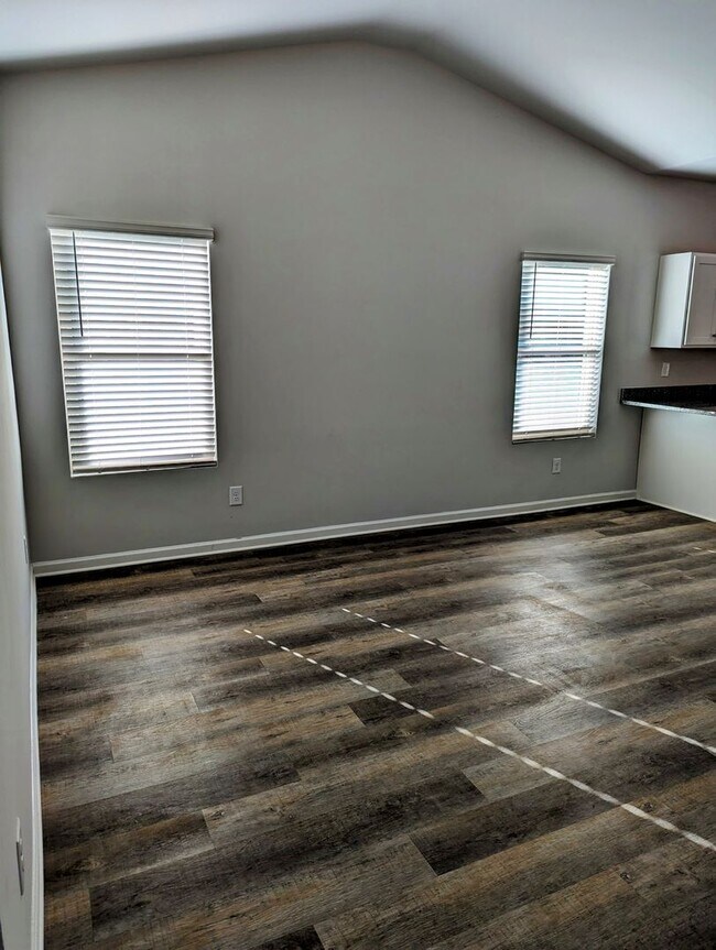 Foto del edificio - Gorgeous Newer Constuction 2 Bedroom 2 Bat...