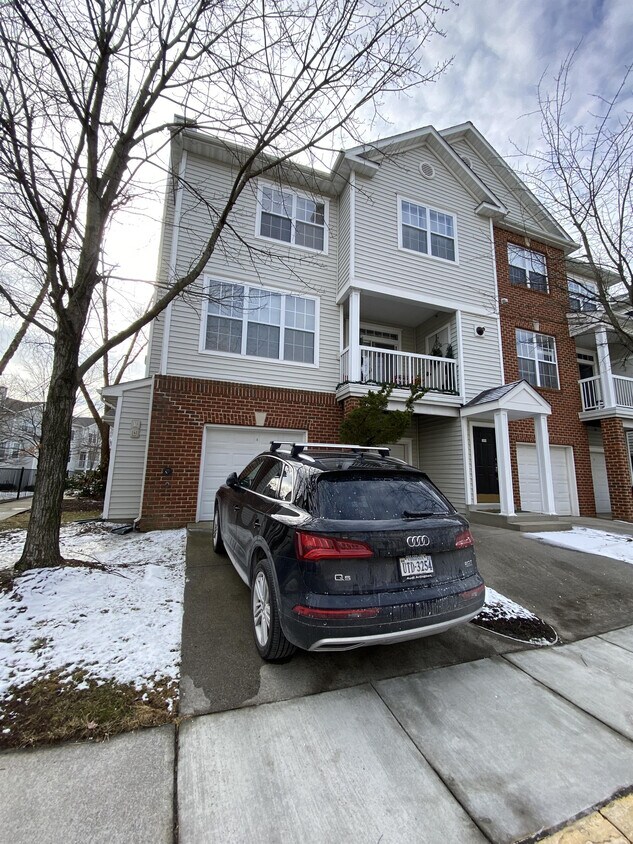 13057 Marcey Creek Rd, Herndon, VA 20171 Townhome Rentals in Herndon