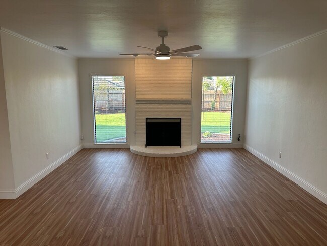 Foto del edificio - 3835 W Dorothea Ct