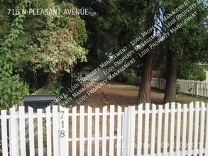 Building Photo - 718 N Pleasant Ave