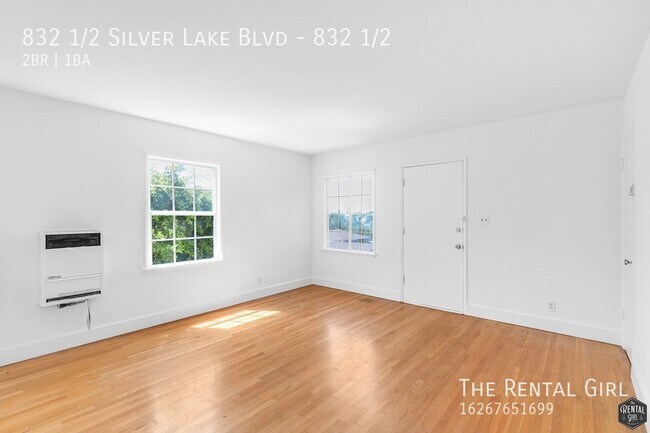 Foto del edificio - Bright & Airy Upper Unit | Cozy 2 Bedroom/...