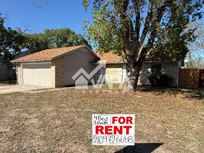 Photo - 5911 Autumn Lake House