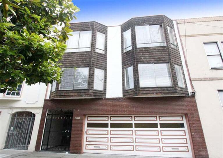 Primary Photo - 411 8th Ave