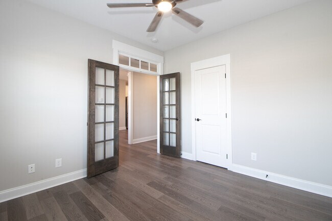 Foto del edificio - 1441 Hereford Blvd