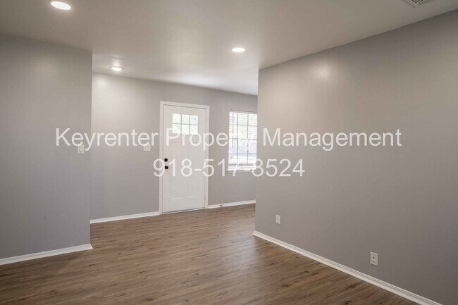 Foto del edificio - 3 Bedroom Broken Arrow Home, Available for an immediate move in!