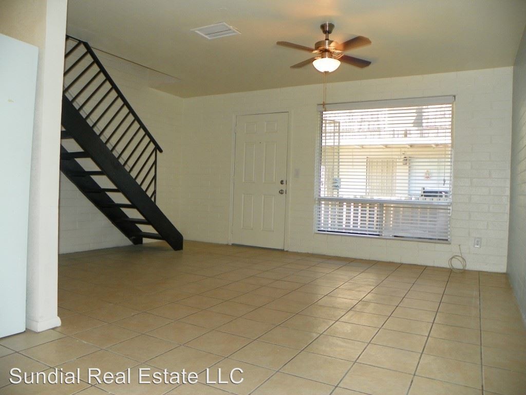 Primary Photo - 2107 S Granada Dr