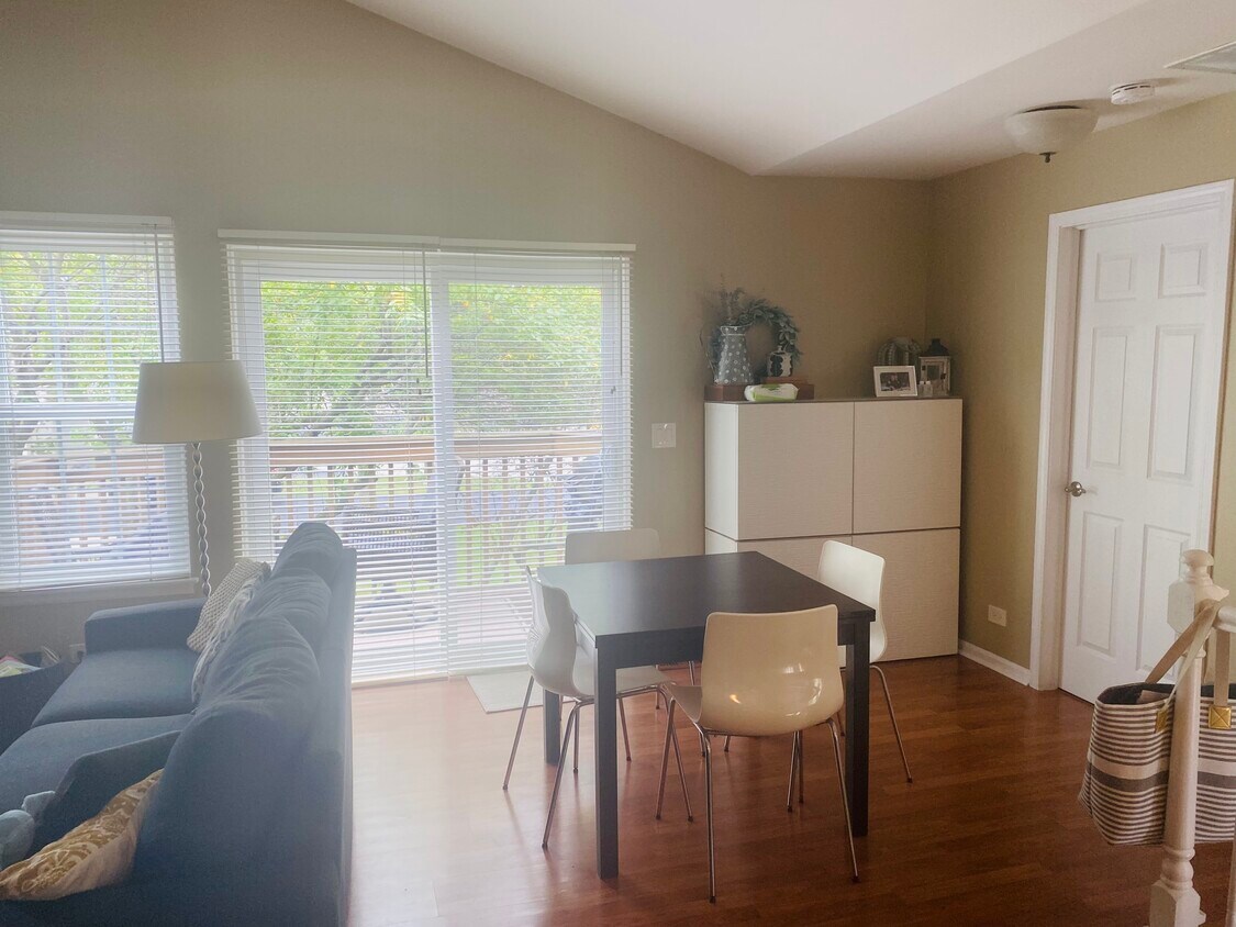 Foto principal - 363 W Hamilton Ln