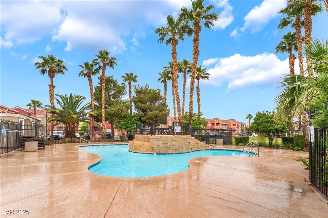 Foto principal - 4730 E Craig Rd