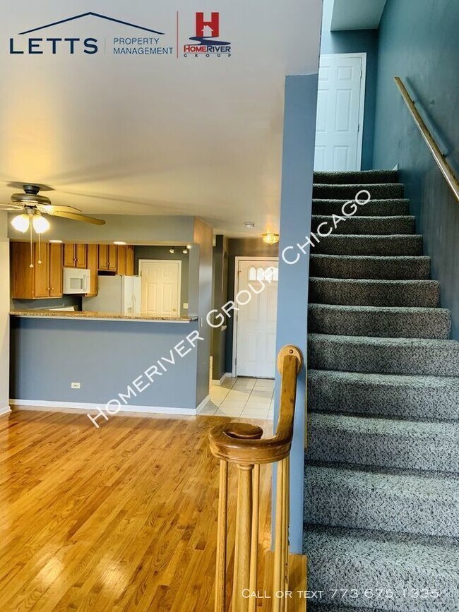 Foto del edificio - 209 E Lake St