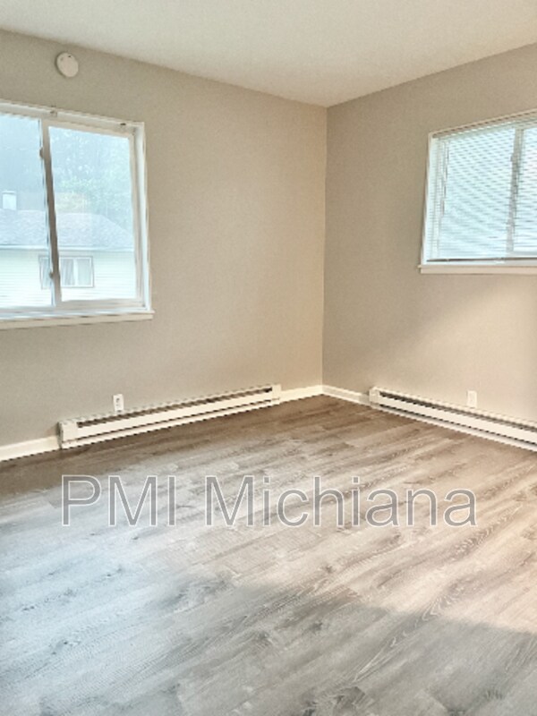 Foto del edificio - 2261 N Johnson St