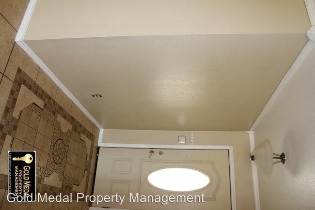 Foto del edificio - 5310 Gunnison Dr