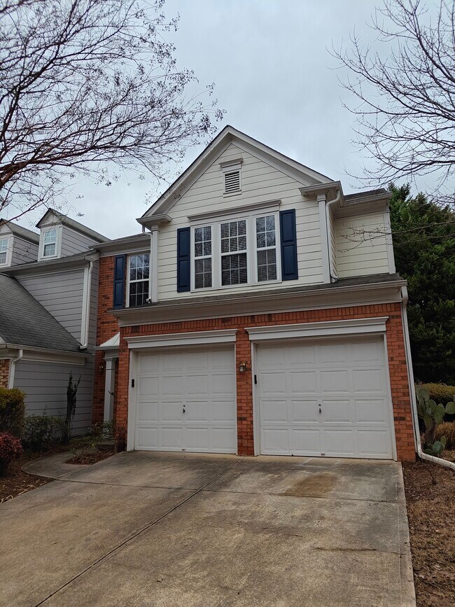 Garaje para dos coches - 2401 Elkhorn Ter