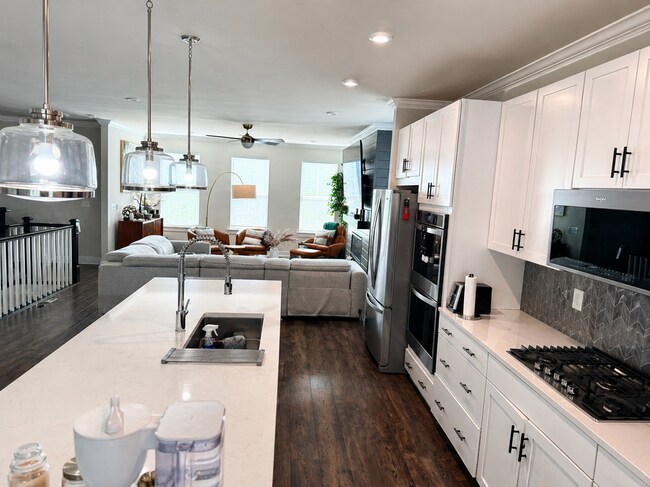 Building Photo - 1577 Sandpiper Bay Lp