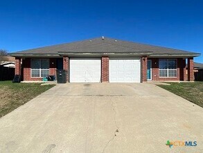 Building Photo - 5107 Daybreak Dr