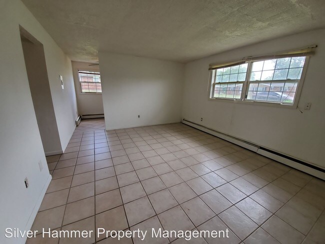Building Photo - 5576 Aspen Ave