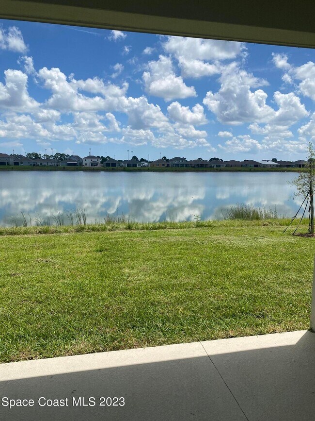 Foto del edificio - 2623 Pinwherry St