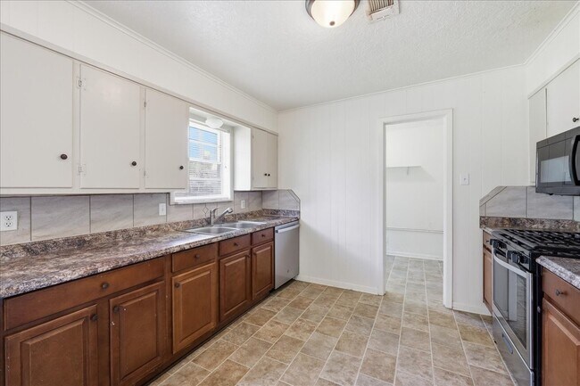 Foto del edificio - 118 8th Ave