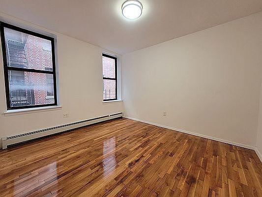 Building Photo - 1 bedroom in BRONX NY 10456