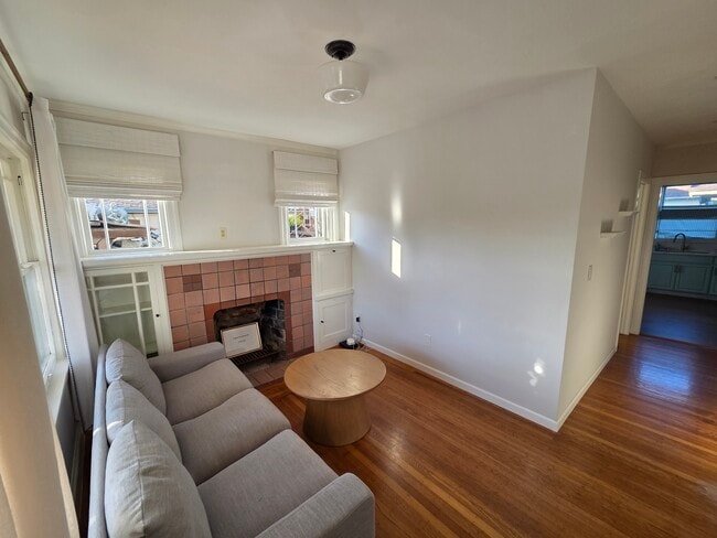 Foto del edificio - 3916 Quigley St