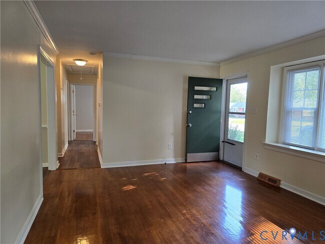 Foto del edificio - 7998 Wynbrook Ln