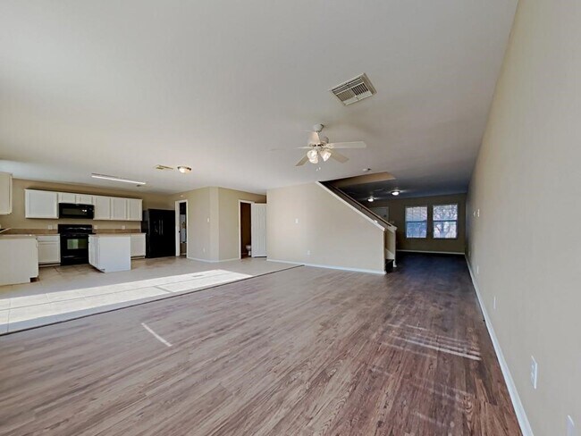 Foto del edificio - 503 Pine Cluster Ct