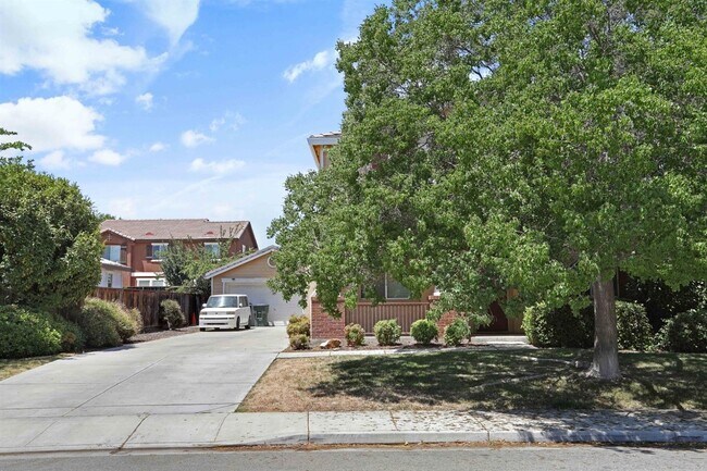 Foto del edificio - 4693 Morning Brook Ln