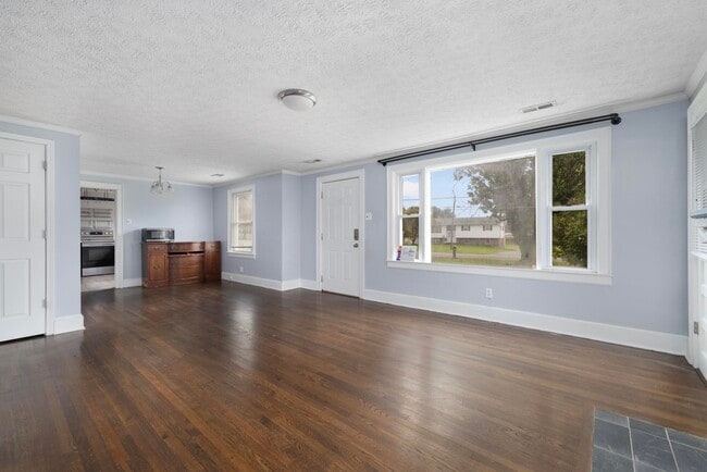Foto del edificio - 314 Crossway Rd