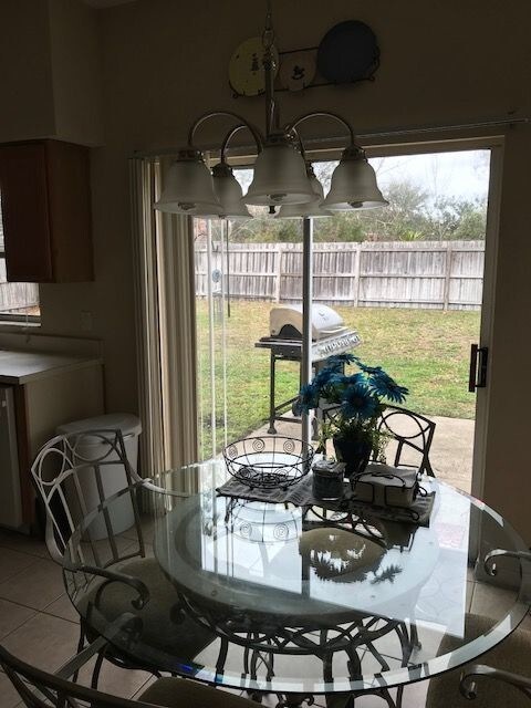 Foto del edificio - 2207 Westbourne Dr